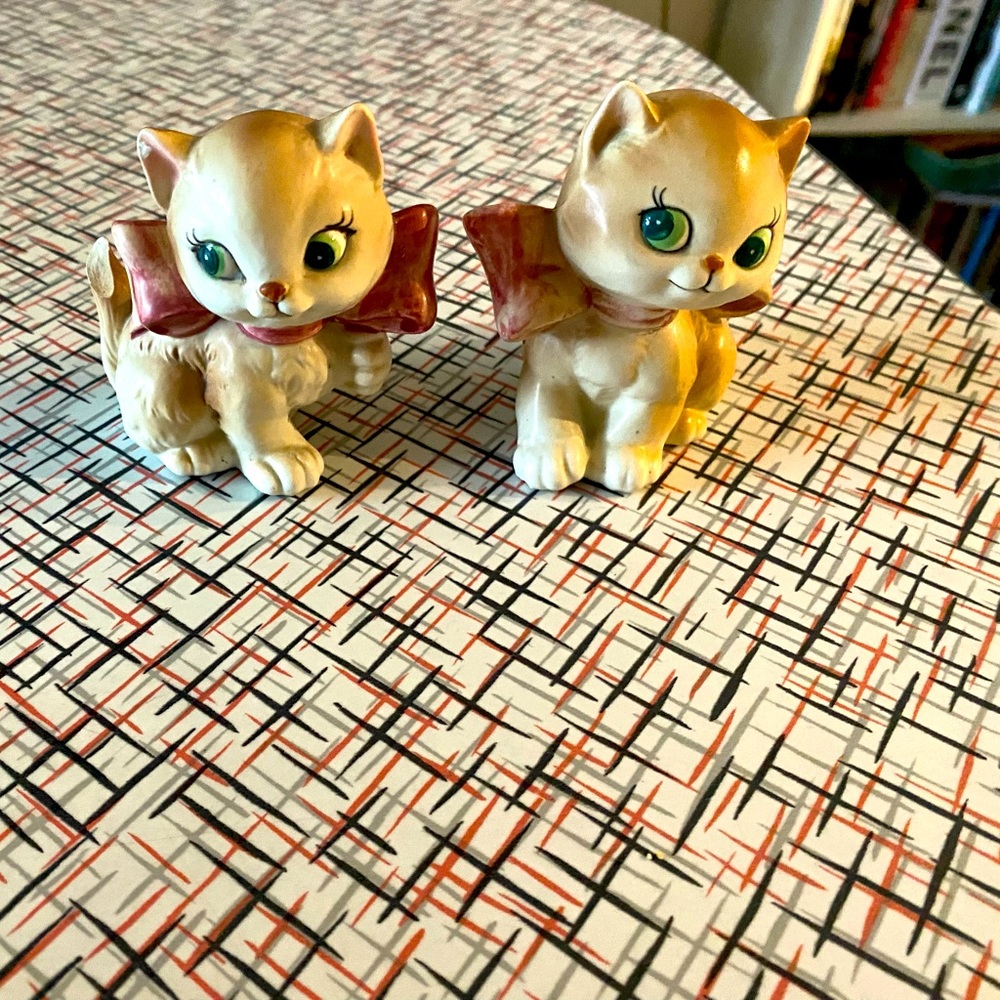 Vintage made in Japan salt & pepper shakers